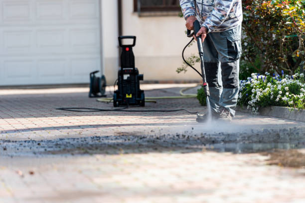 Best Commercial Pressure Washing  in Anchorage, KY